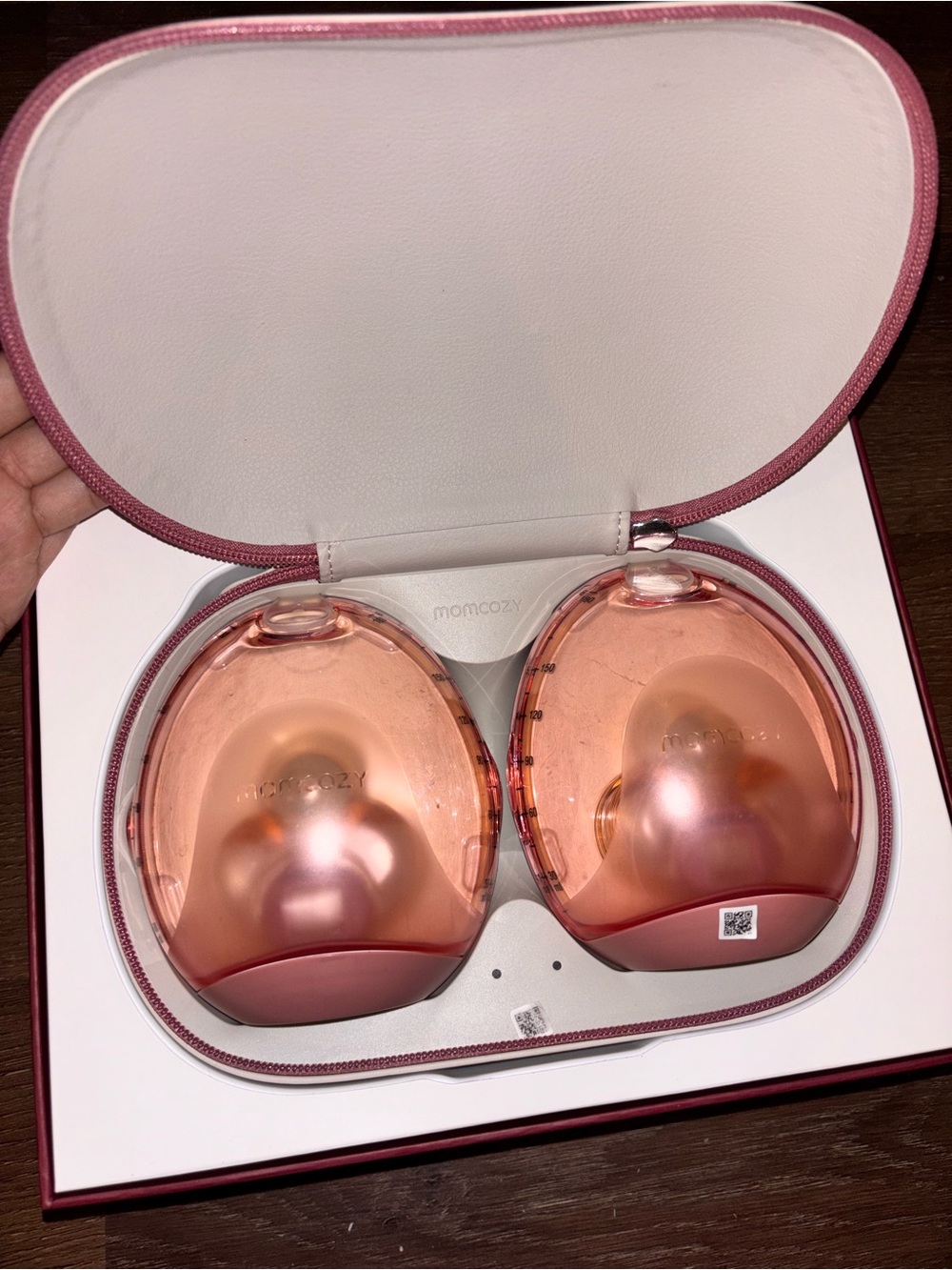 Momcozy air 1 wearable breastpump